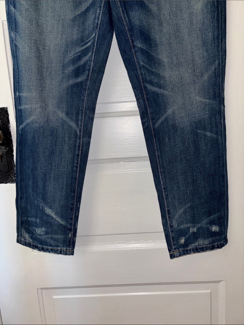 ABLE THE SLOUCH MID RISE JEANS - Picture 3 of 8